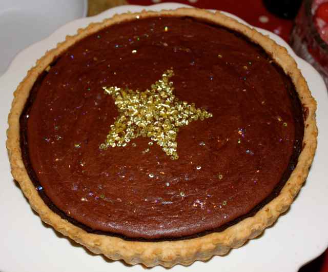 Sparkly chocolate tart