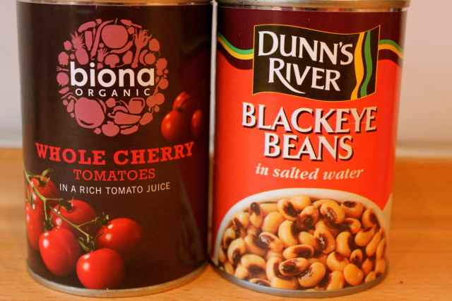 2 tins of tomatoes and black eyed beans