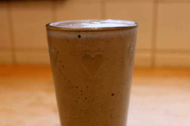 smoothie in heart glass