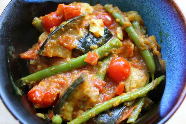 aubegine and bean curry first