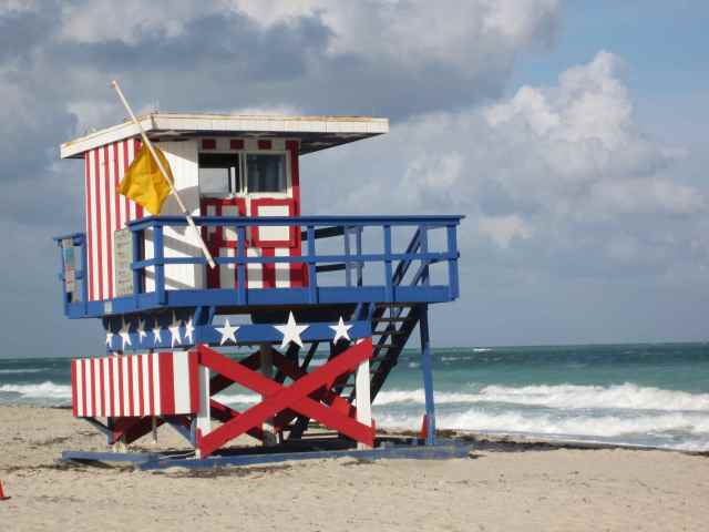 Lifeguard hut on Miami Beach