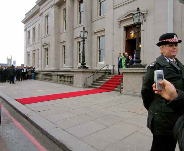 Crowds at Fishmonger's Hall