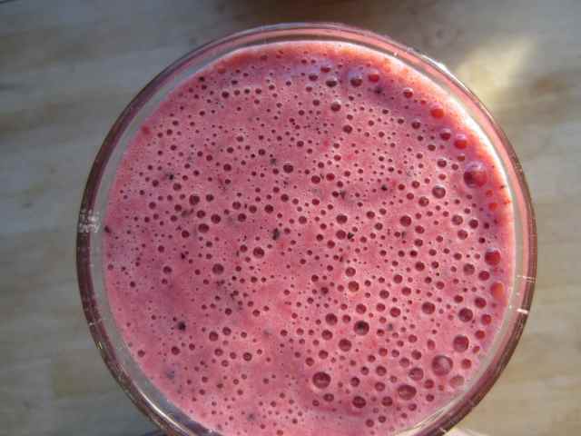Strawberry smoothie 2-12-12