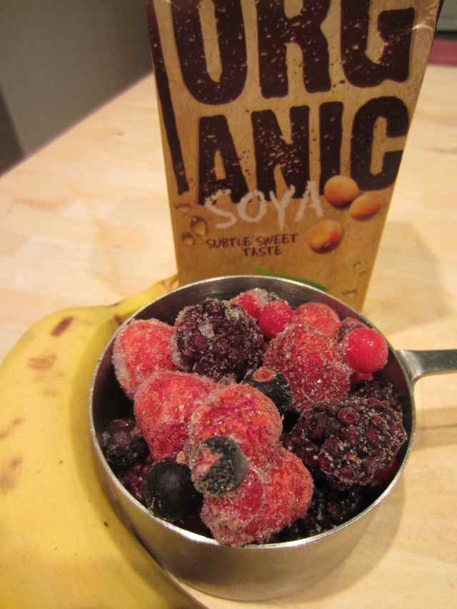 fruit smoothie ingredients