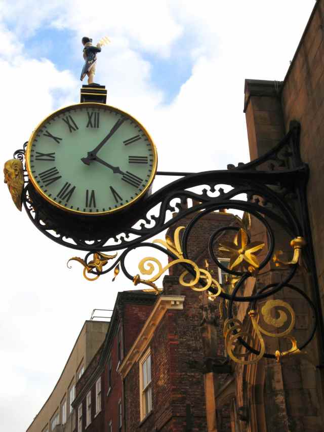 Large clock in York