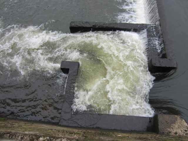 Weir 1
