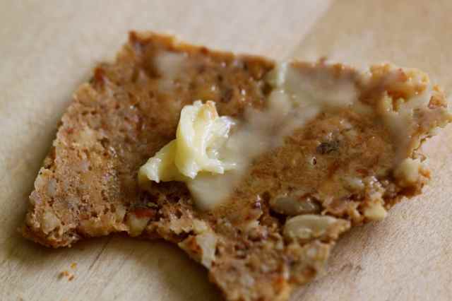 Flax cracker with butter