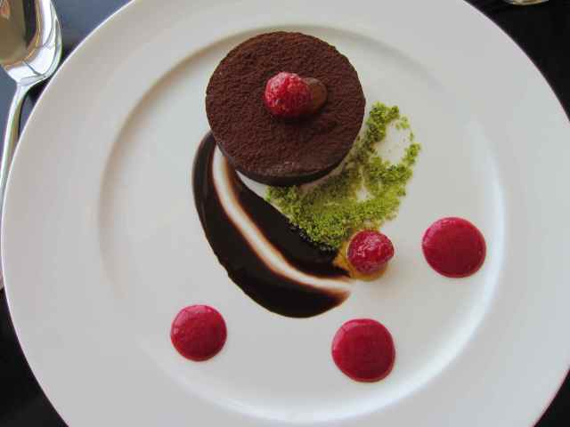 chocolate and raspberry tart 2