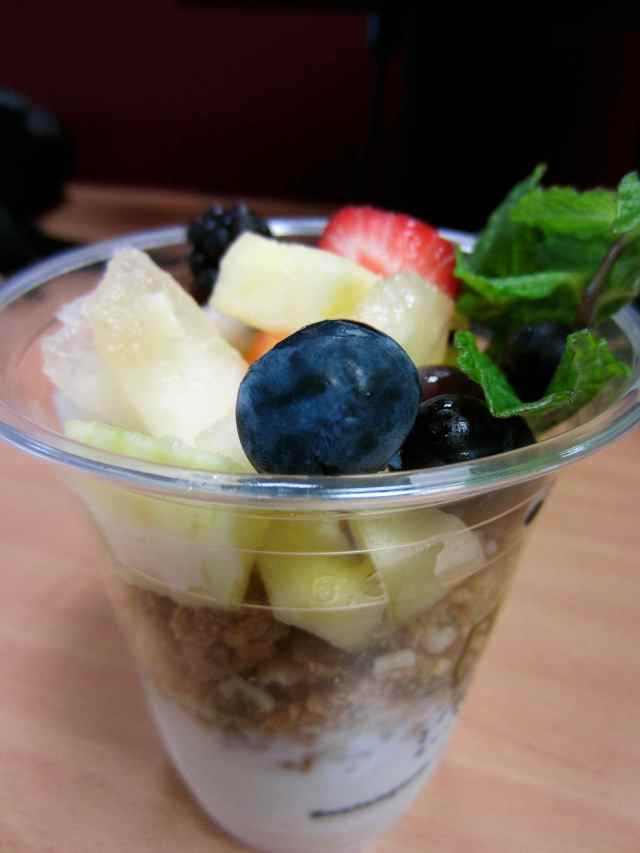 Granola, fruit and yogurt