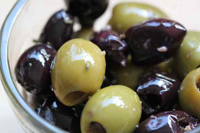 Olives mixed