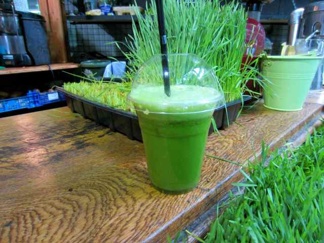 Green juice and wheatgrass
