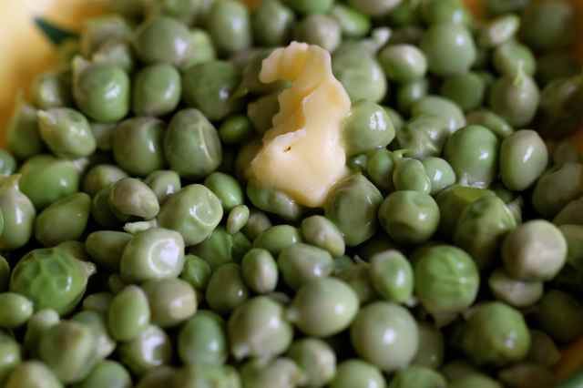 peas with butter