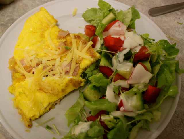 Ham and cheese omelette