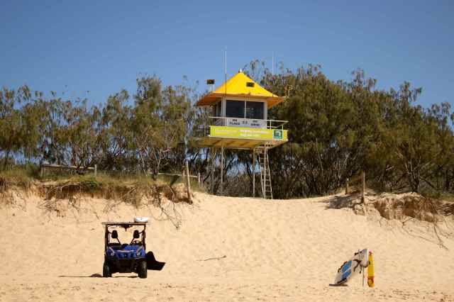 lifeguard hut
