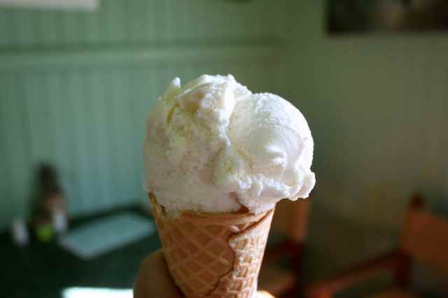Macadamia Nut ice cream
