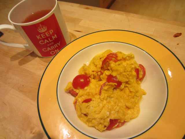 eggs, toms and tea