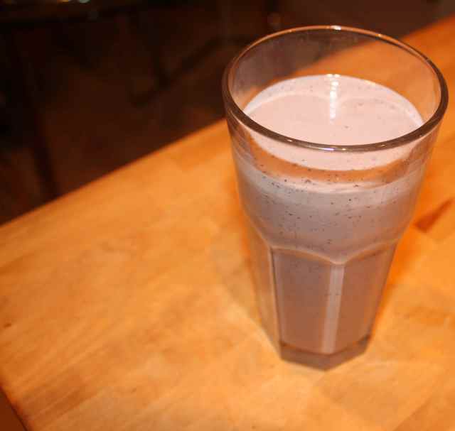 Blueberry smoothie 8-10-13