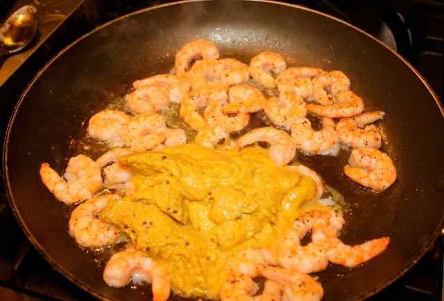 prawns and curry sauce