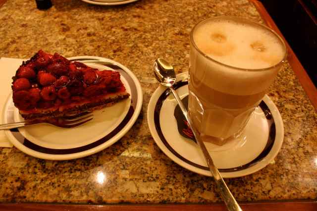 Raspberry tart and latte