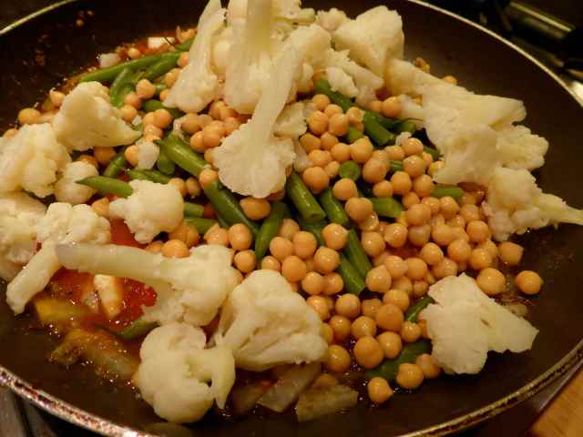 cauliflower, chickpeas and beans