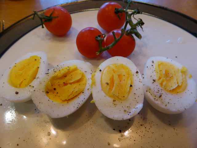 eggs and cherry tomatoes