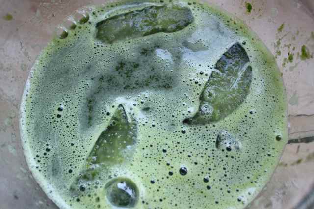 green juice and ice