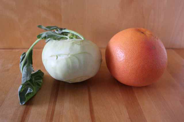 Kohlrabi and pink grapefruit