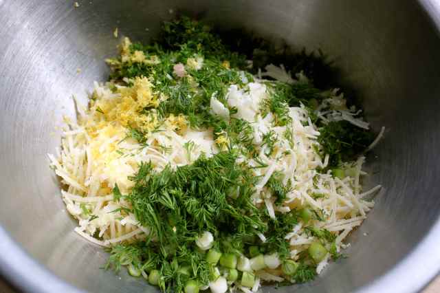 courgette and stuff in bowl