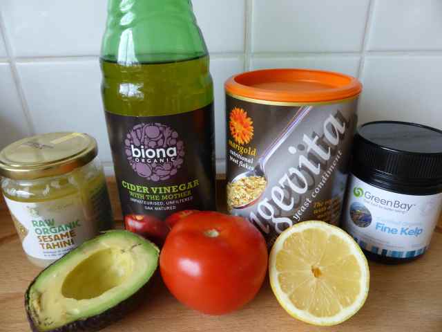 salad dressing with avocado