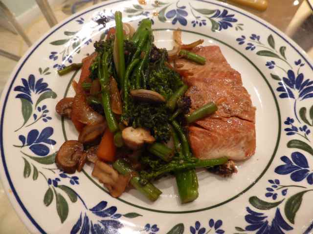 salmon and stir fried veggies
