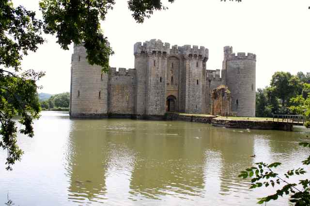 Bodiam Castle 21-7-14