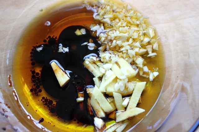 oil ginger garlic soy sauce