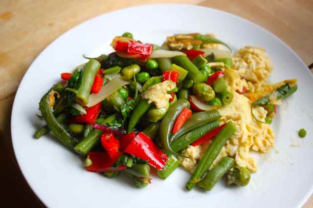stir fried veg and egg