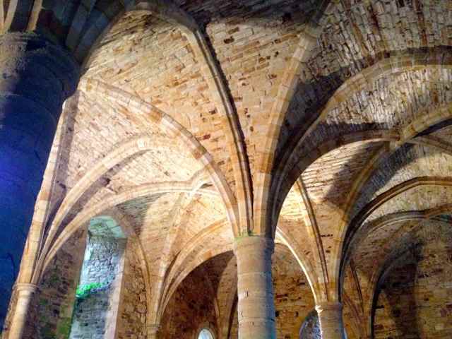 Novice's room ceiling