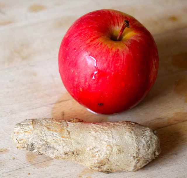 red apple and ginger