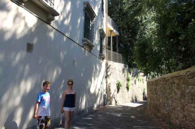 walking to Boboli 4
