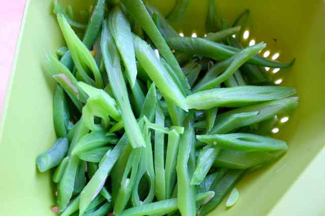 boiled green beans