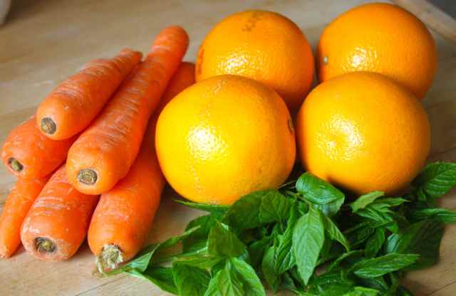 carrots, oranges and mint