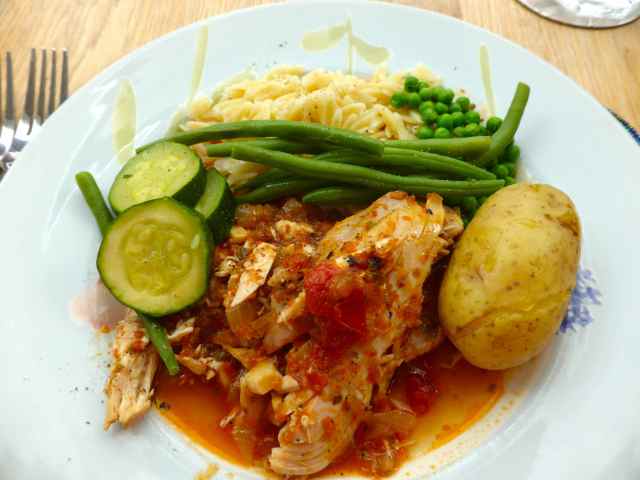 chicken lunch at Fee's