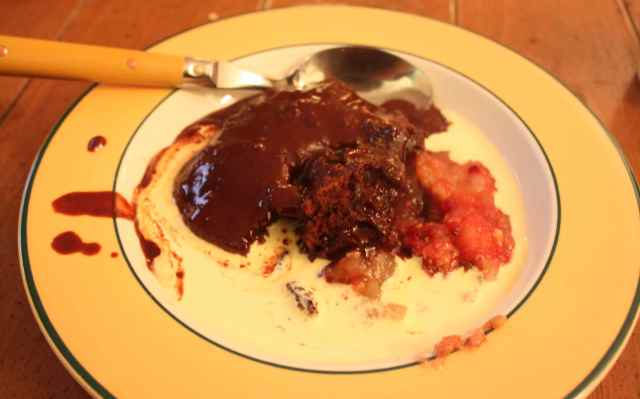 choc pudding and crumble