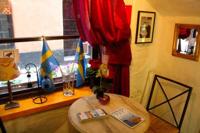 coffee shop in Gama Stan