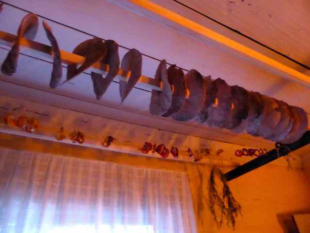 crispbreads and apple rings