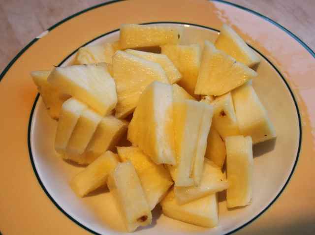 fresh pineapple snack