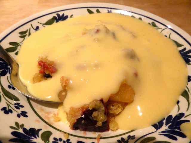 apple and plum crumble