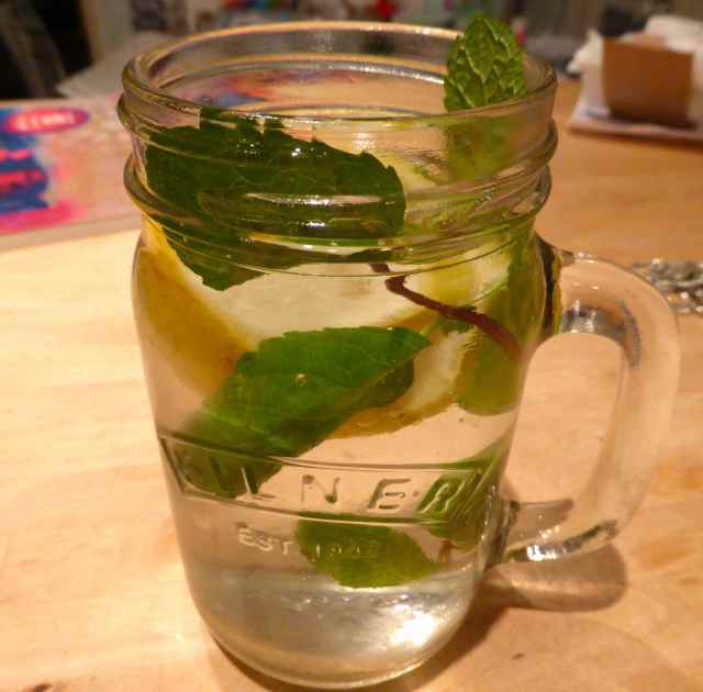 lemon and mint water