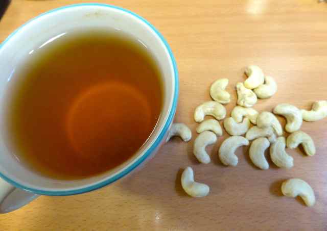 green tea and cashews