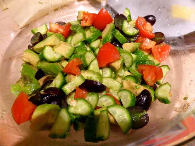 raw veg in dressing