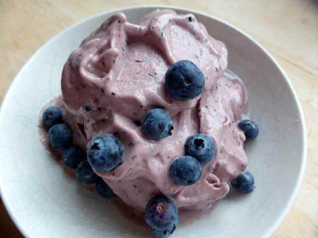 blueberry banana ice cream