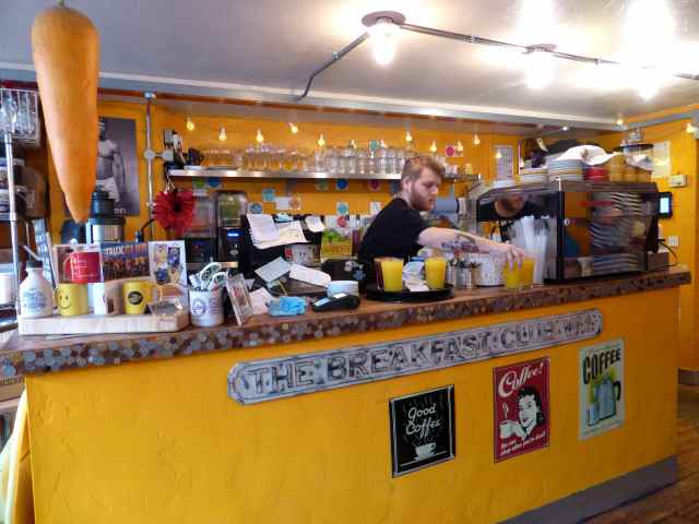 The Breakfast Club bar