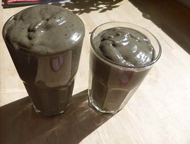 2 grey smoothies